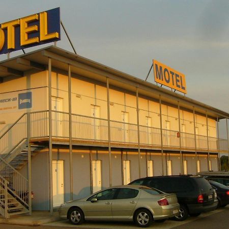 Tour-Motel Wilfersdorf  Exterior photo